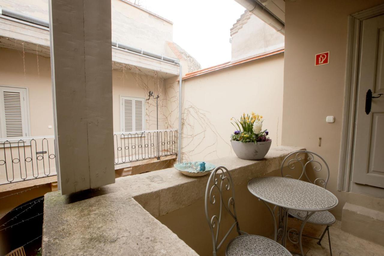 Varosi Vendeghaz Szentendre Exterior foto